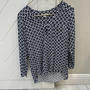 EUC - BLUE AND IVORY 41 HAWTHORN TOP